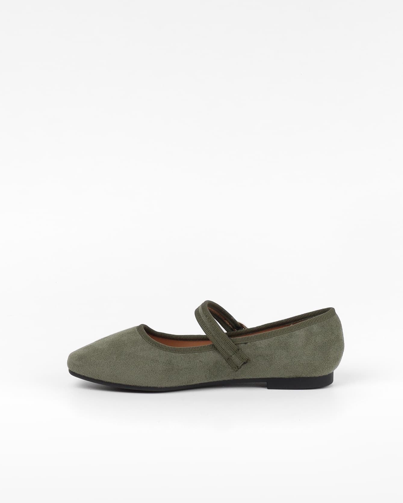 Axel Pump’s Khaki Green