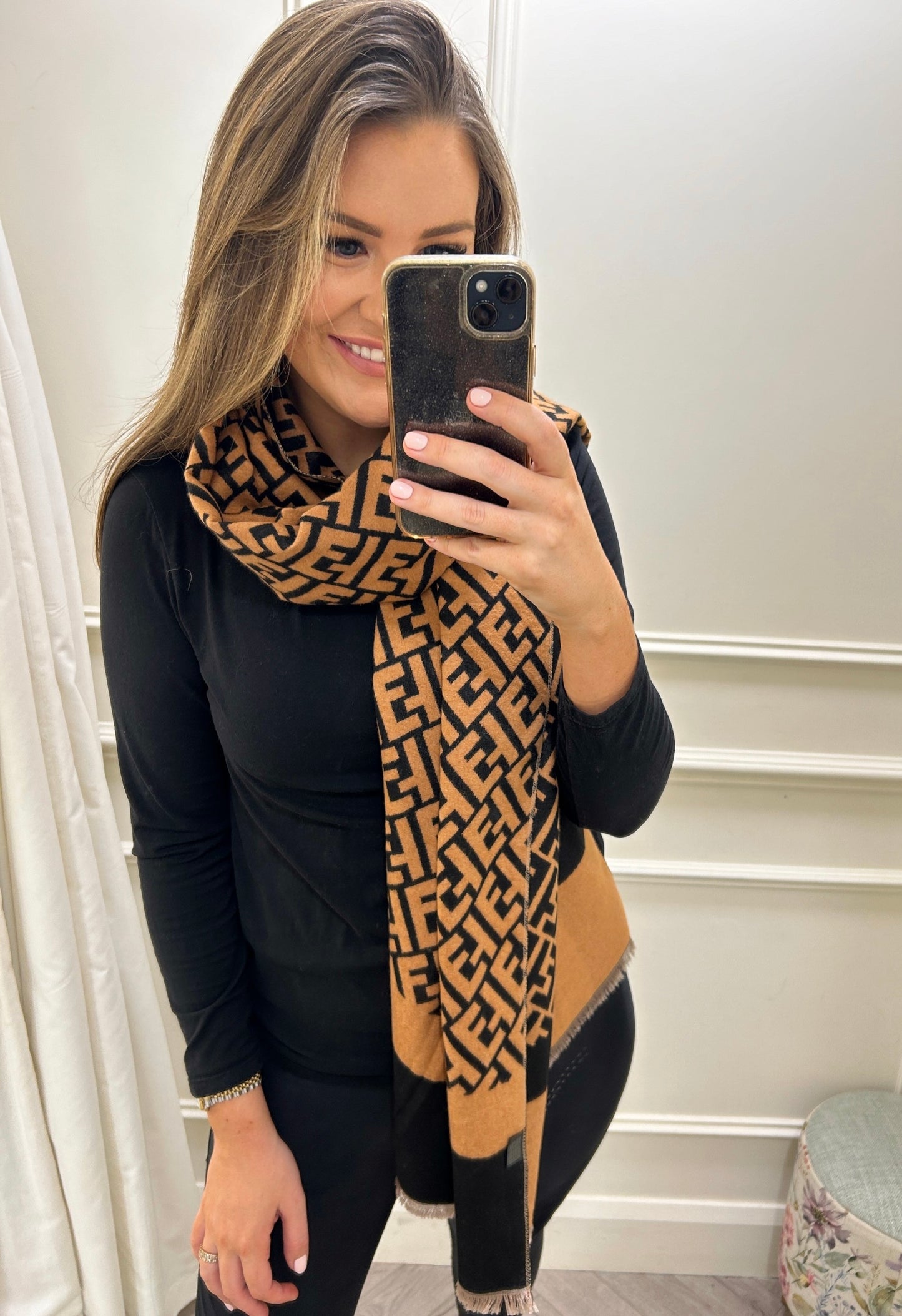 Cara Scarf Brown & Black