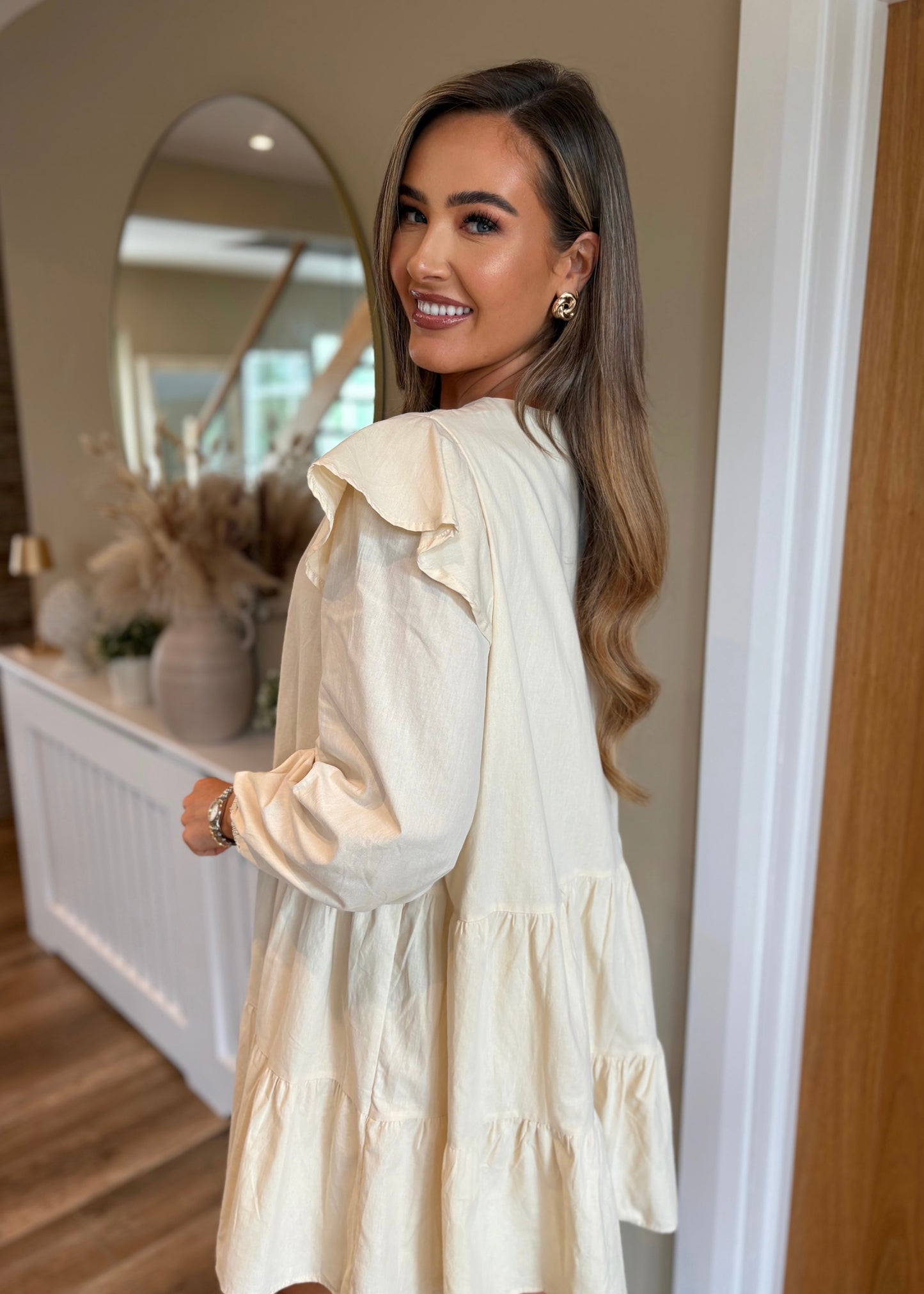 Frida Dress Beige