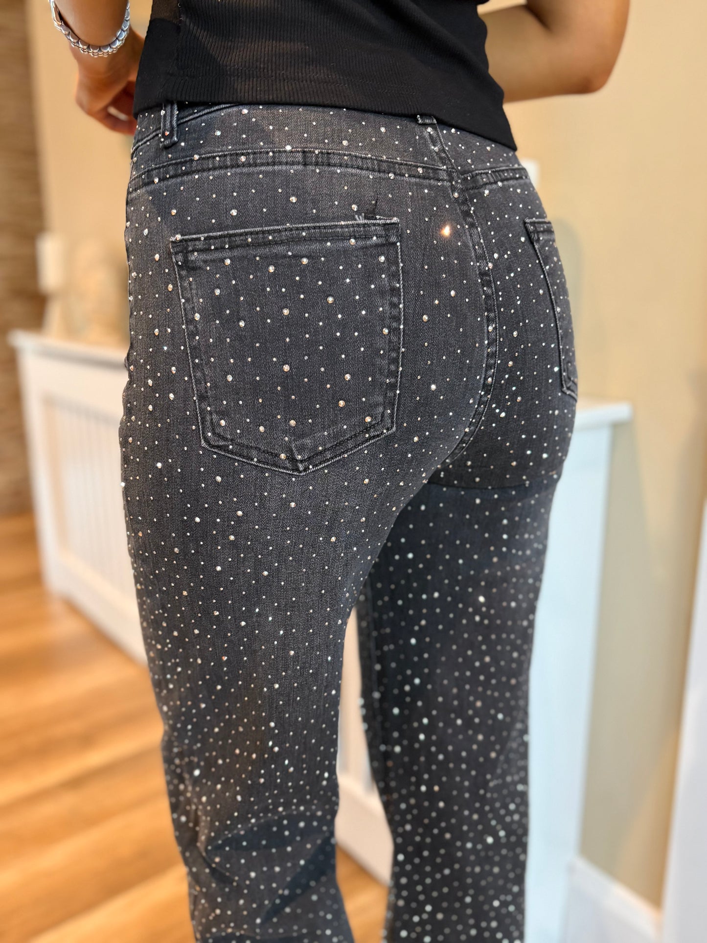 Giovanna Sparkle Jean Black