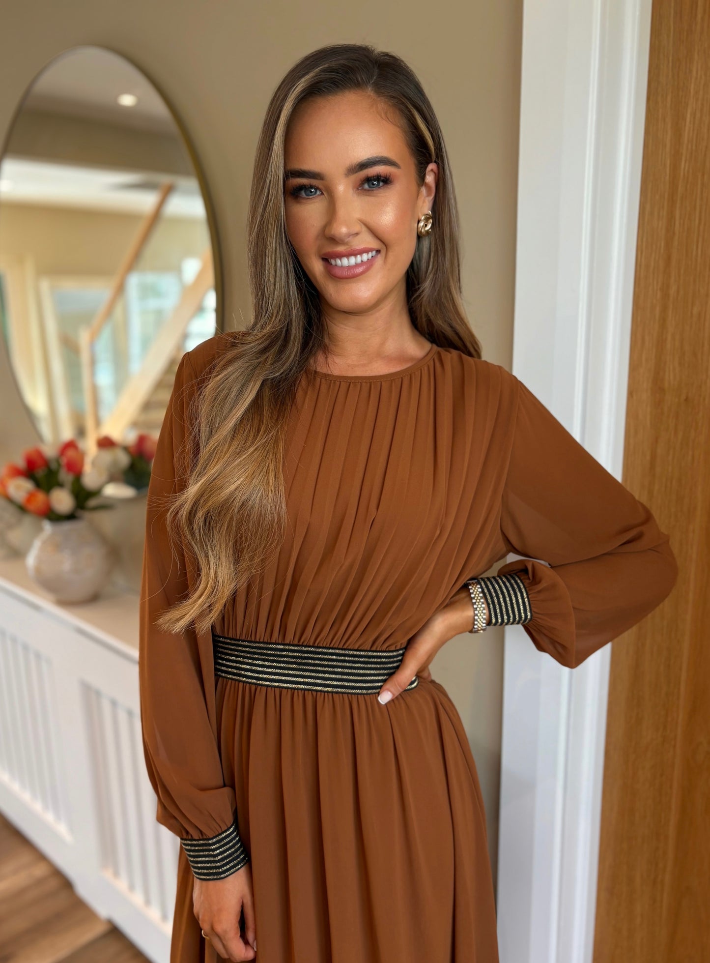 Amber Dress Tan