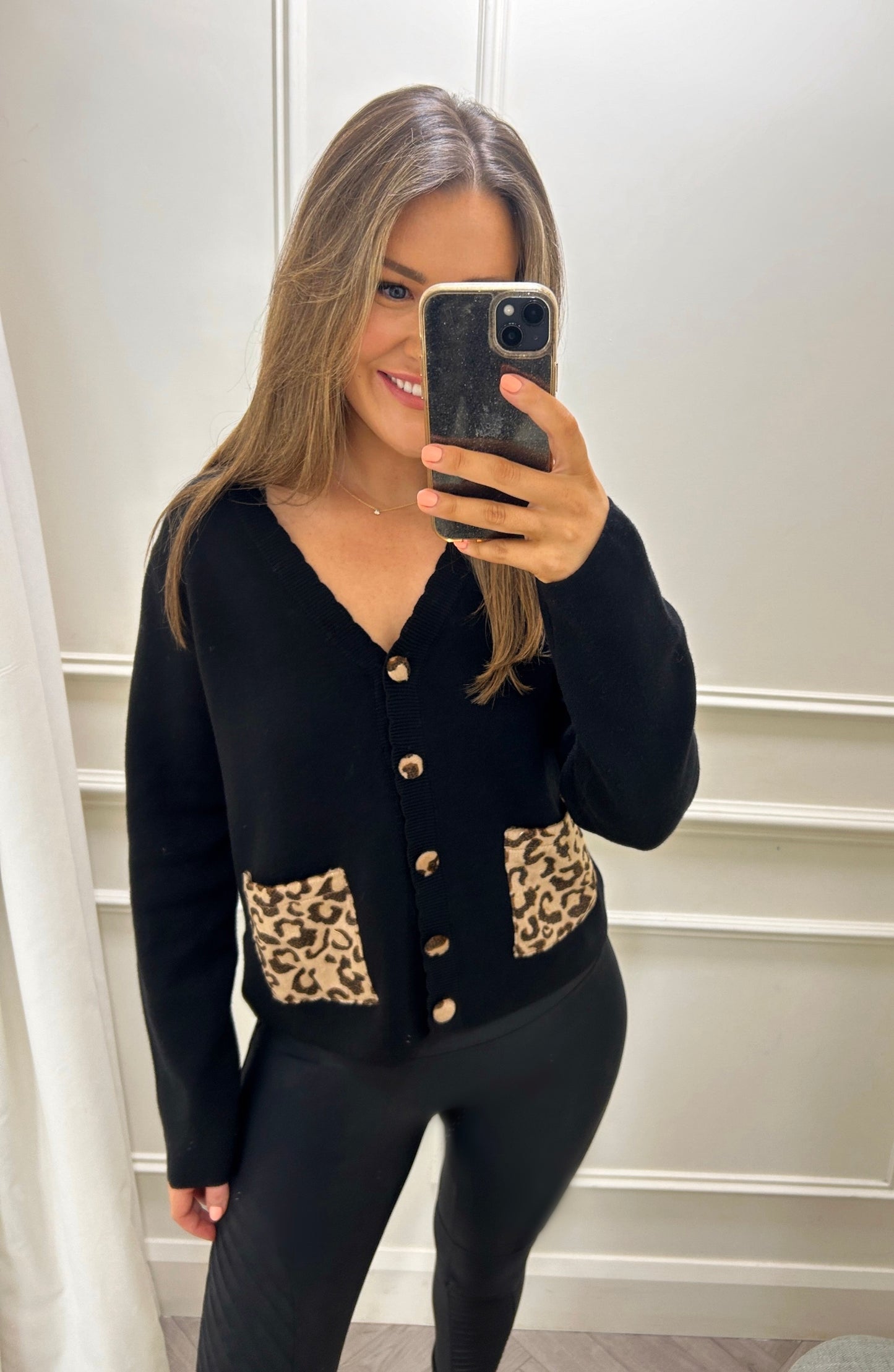 Lila Cardigan Black