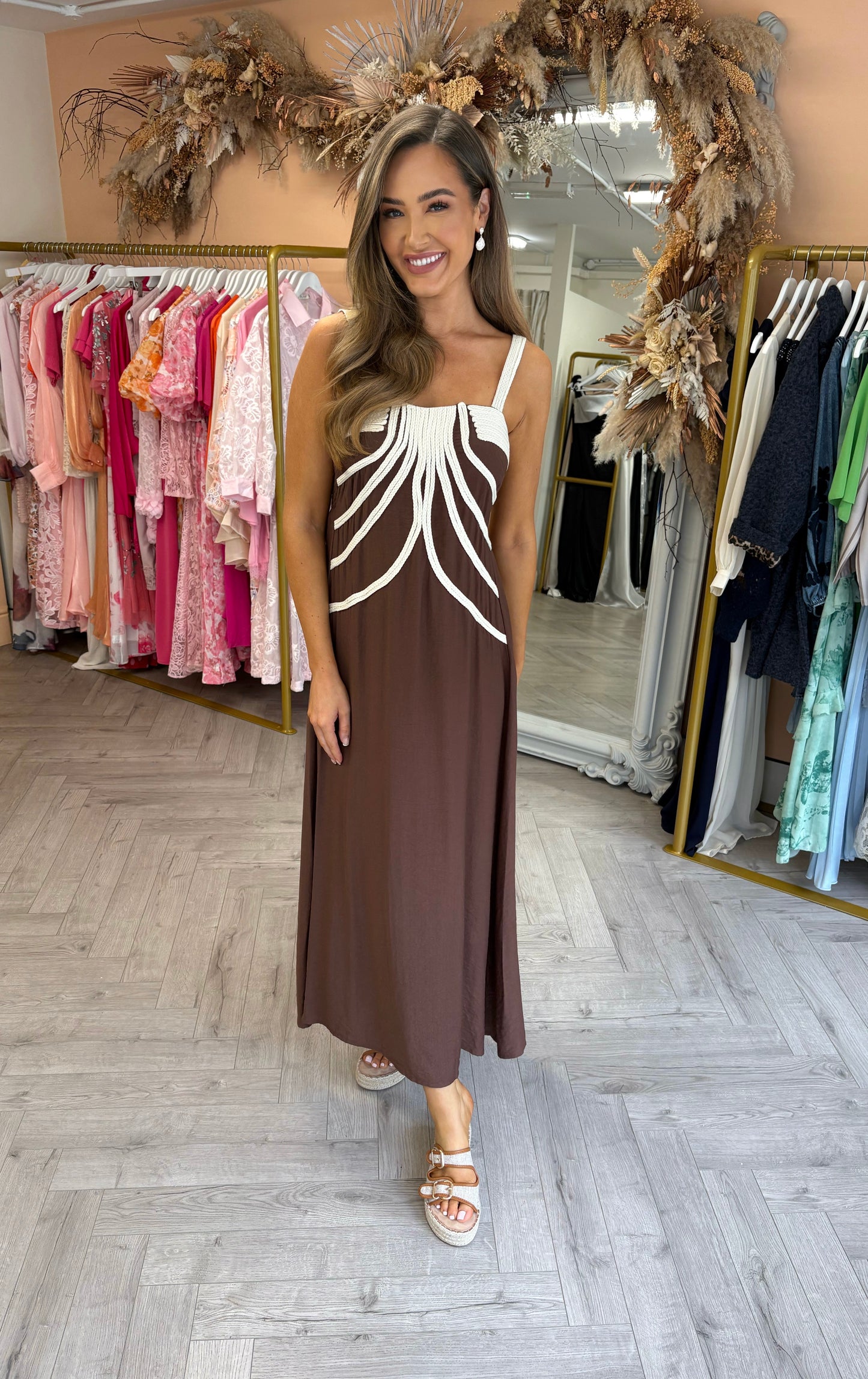 Novalie Dress Brown