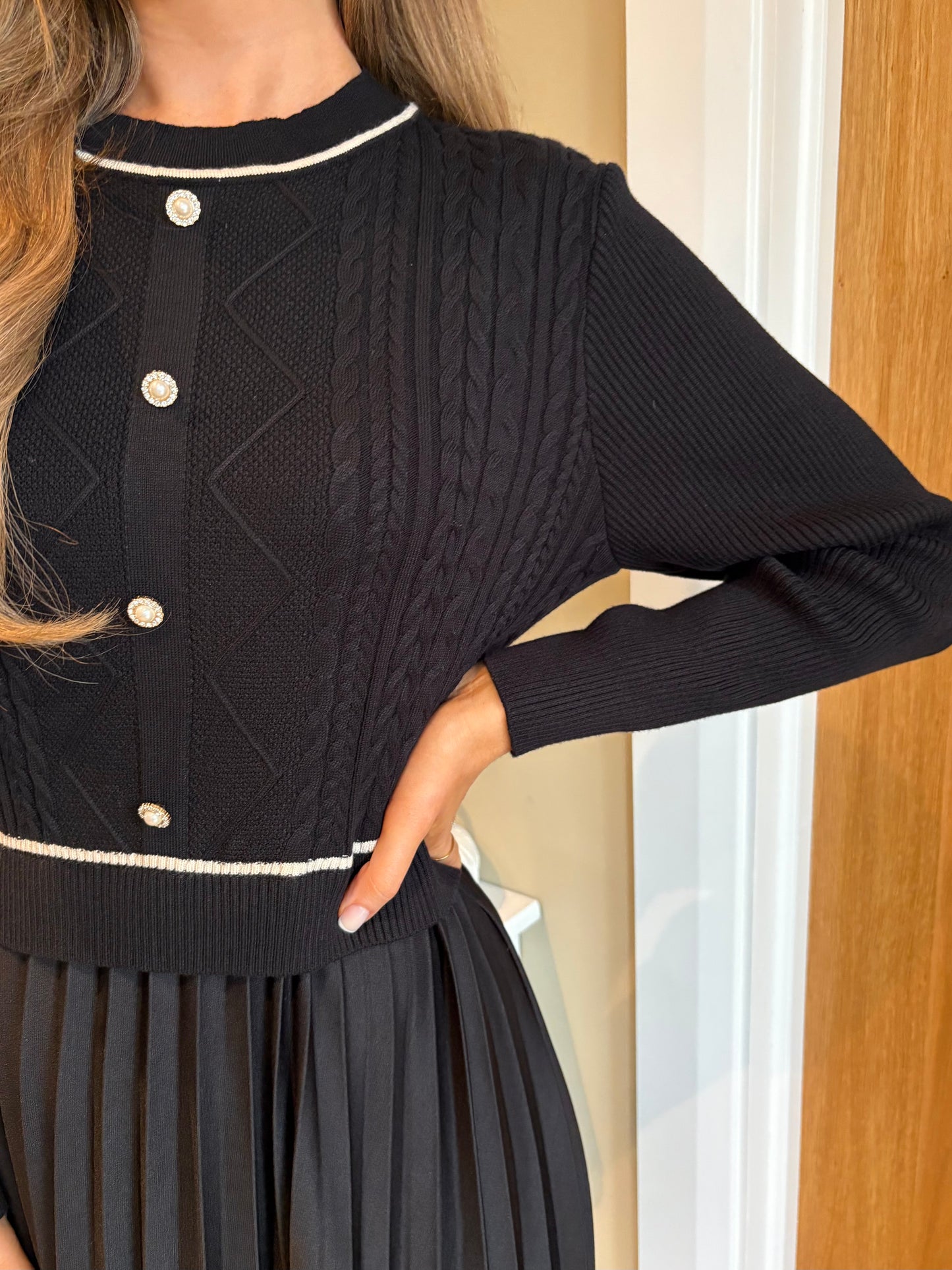 Elliana Dress Black & Cream