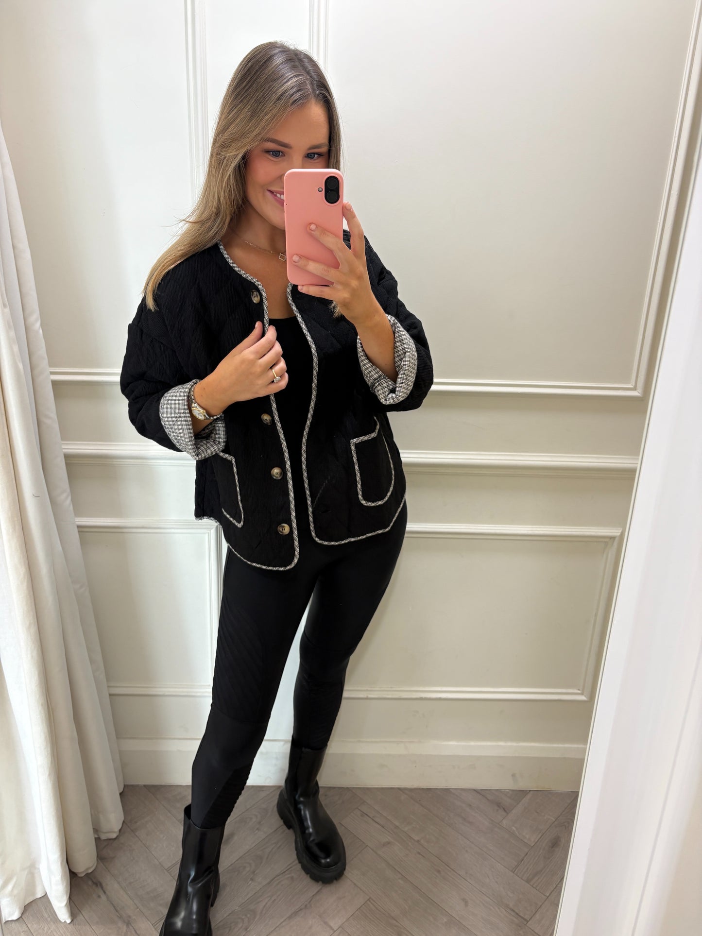 Tyla Shacket Black