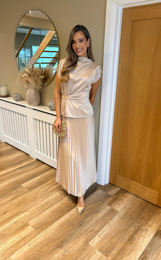 Eloria Two Piece Champagne