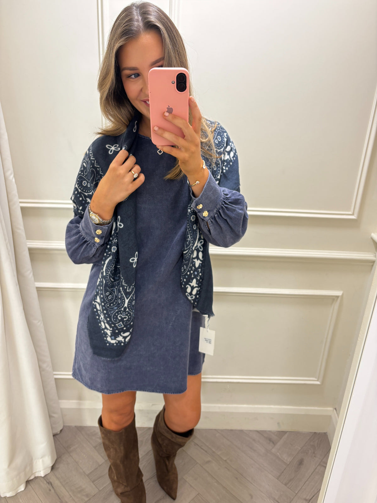 Olivia Cape/Scarf Navy