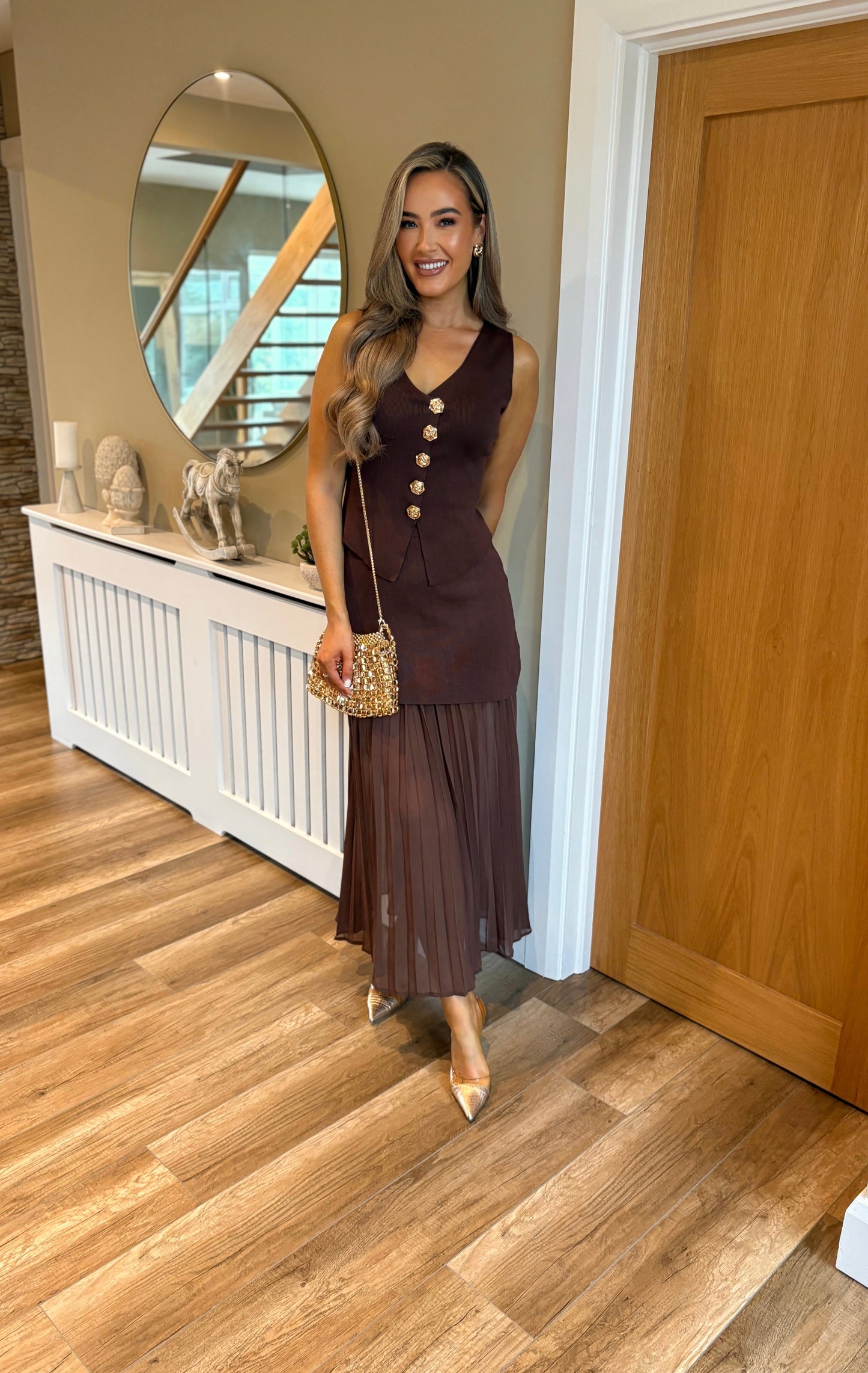 Avery Two Piece Brown