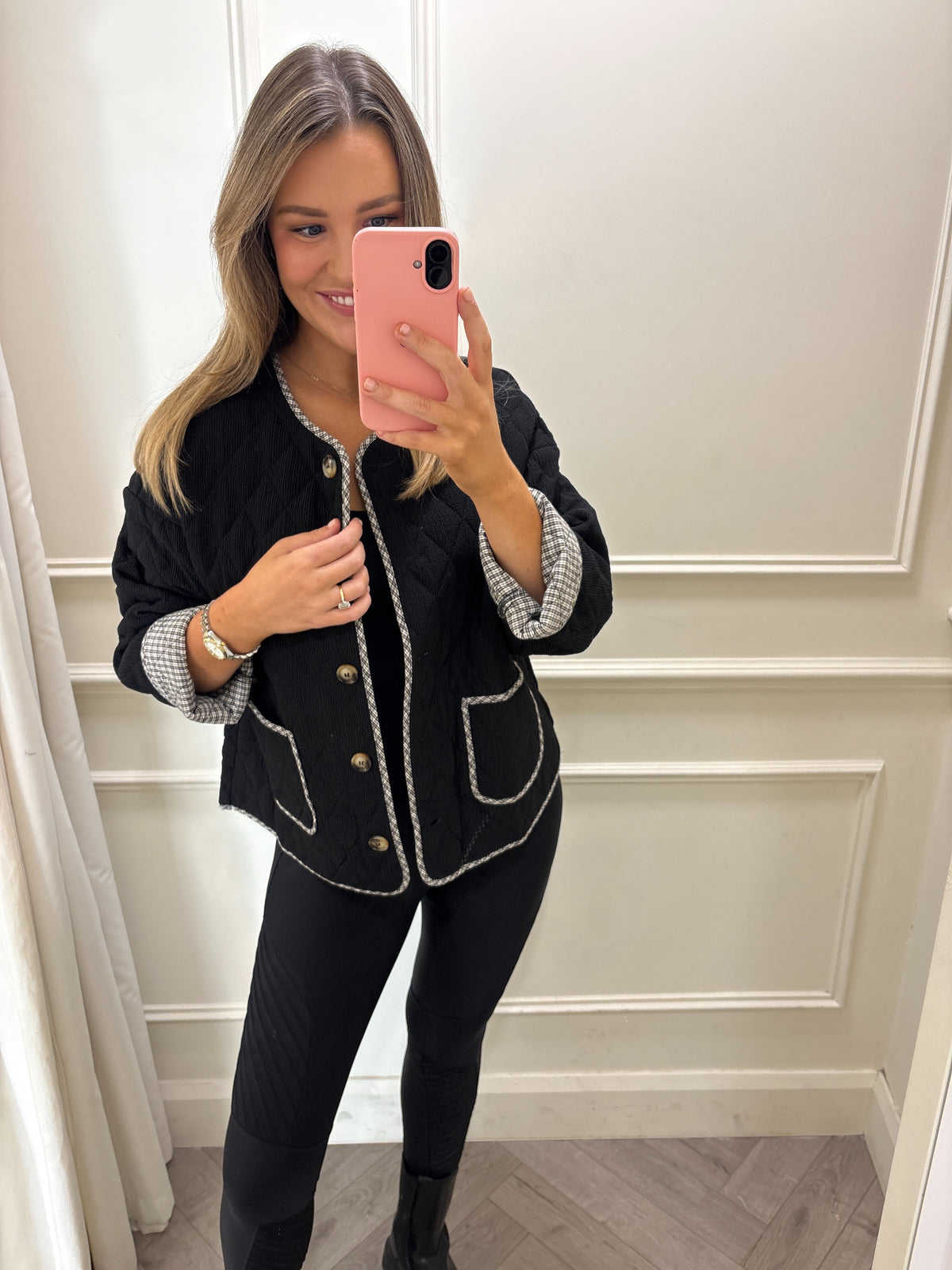 Tyla Shacket Black