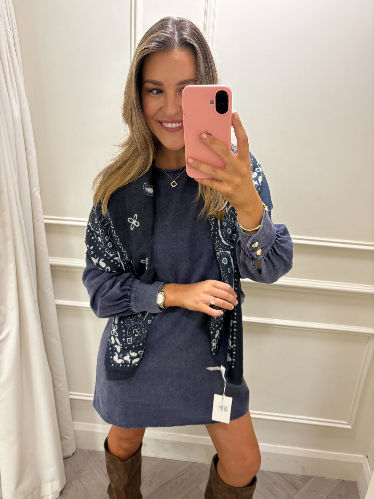 Olivia Cape/Scarf Navy