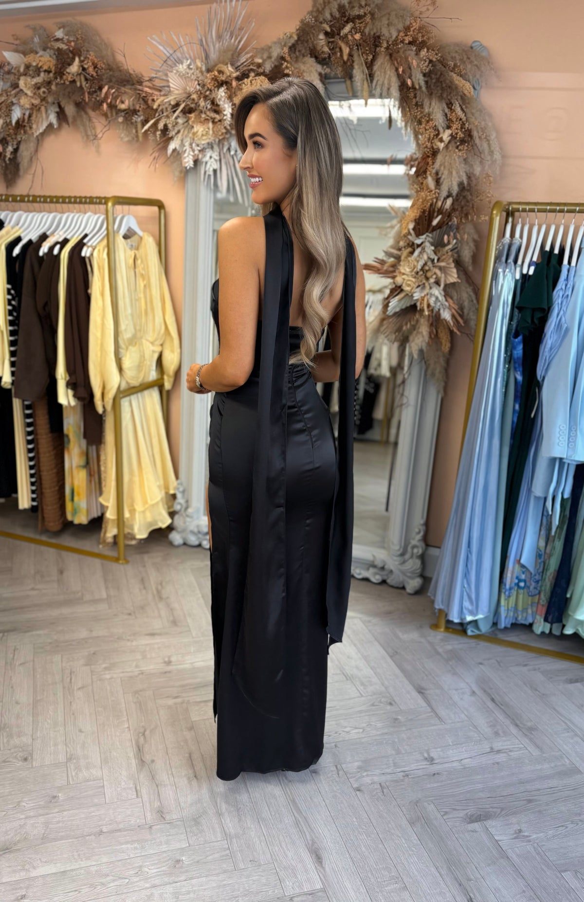Charli Dress Black