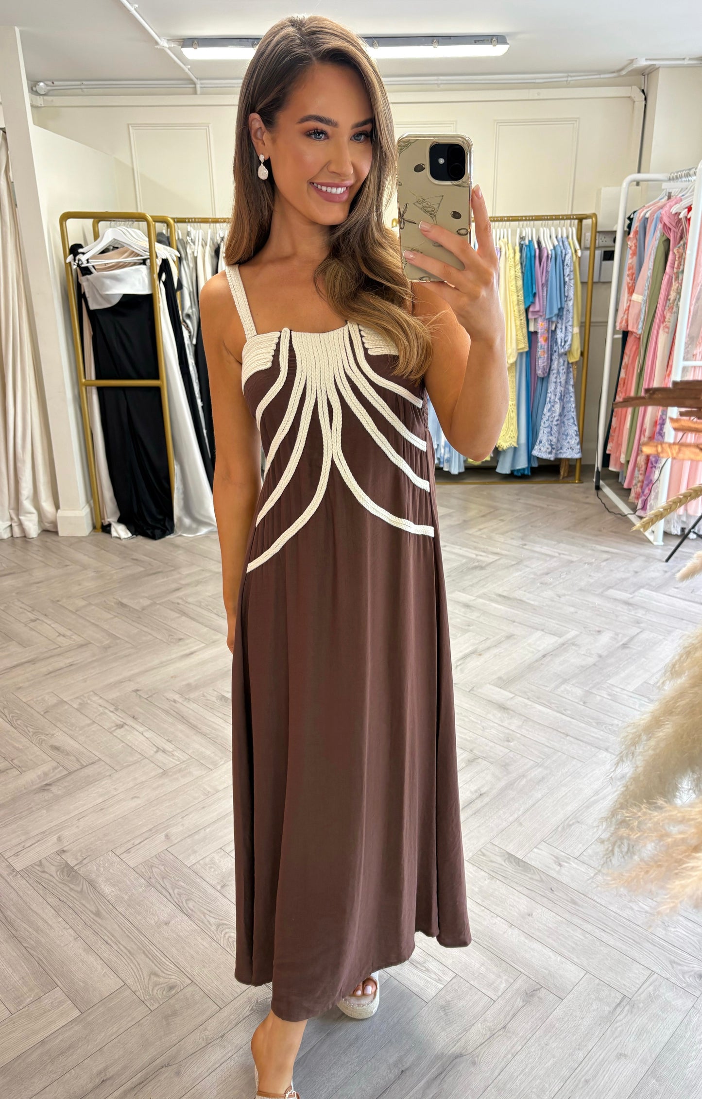 Novalie Dress Brown
