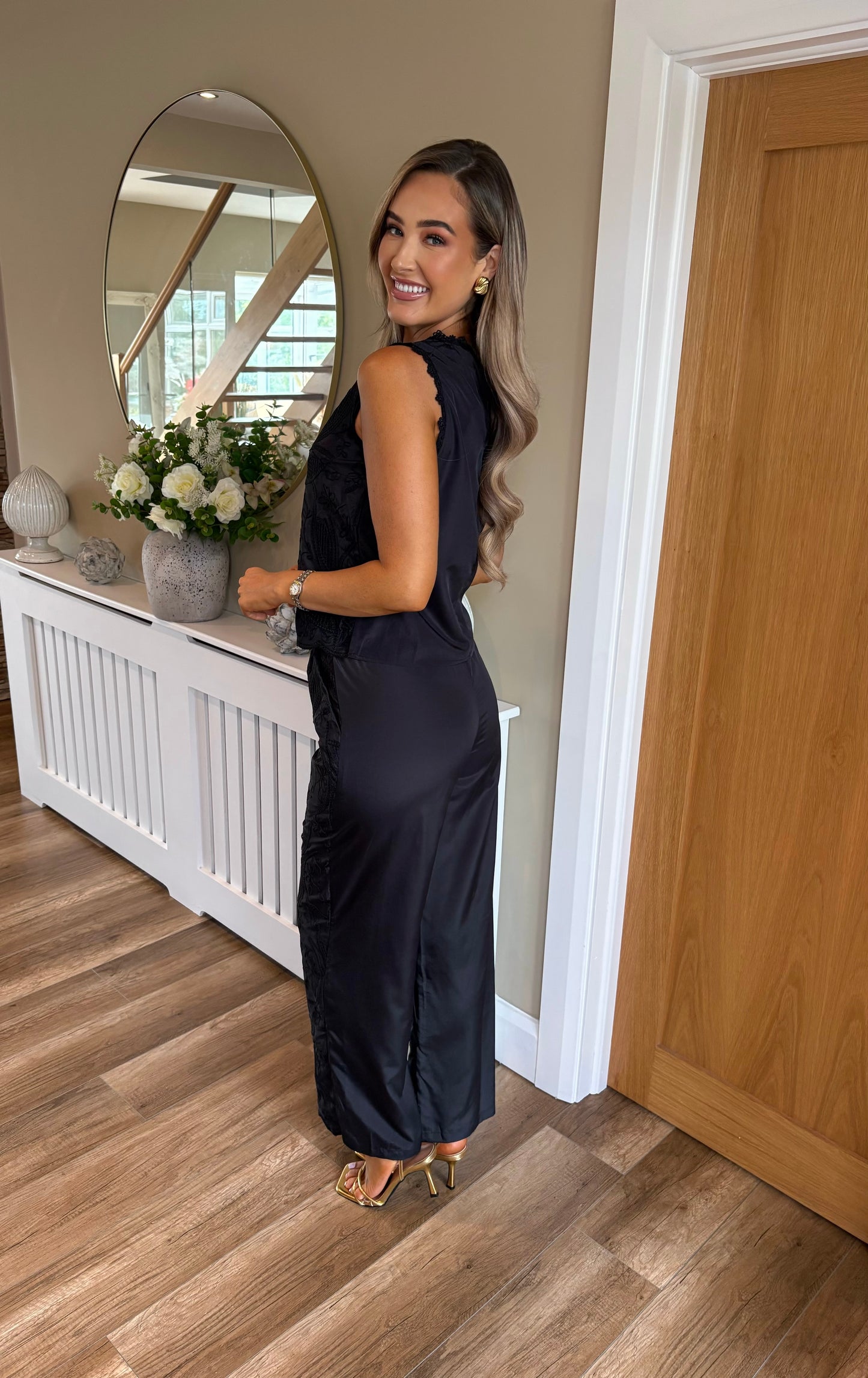 Blossom Two Piece Black