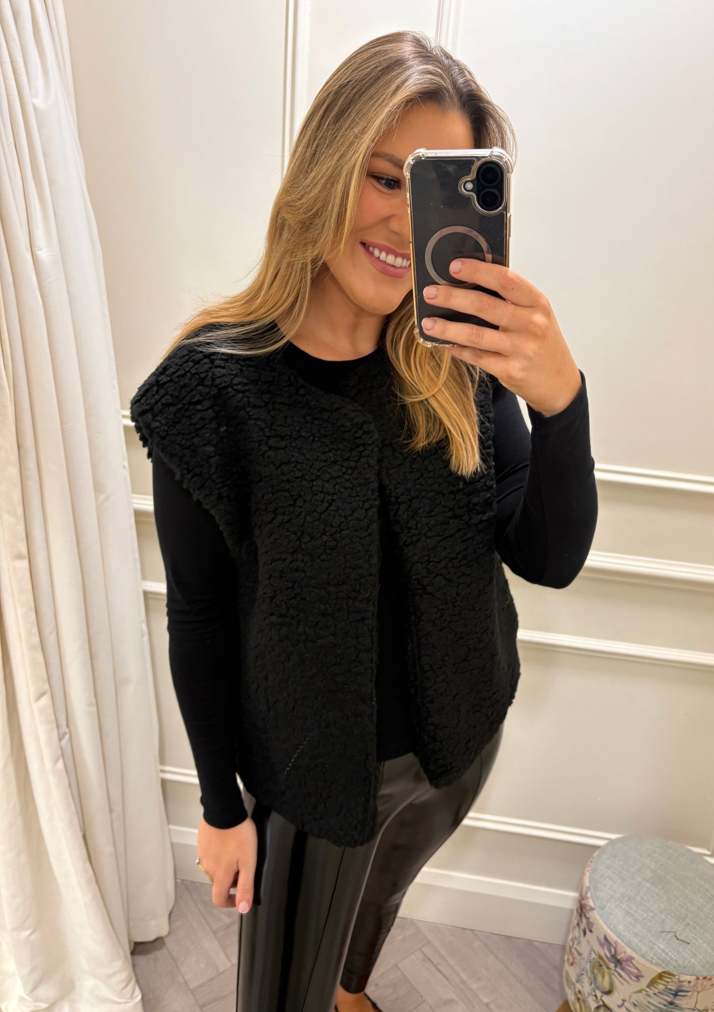 Bonnie Fur Gilet Black