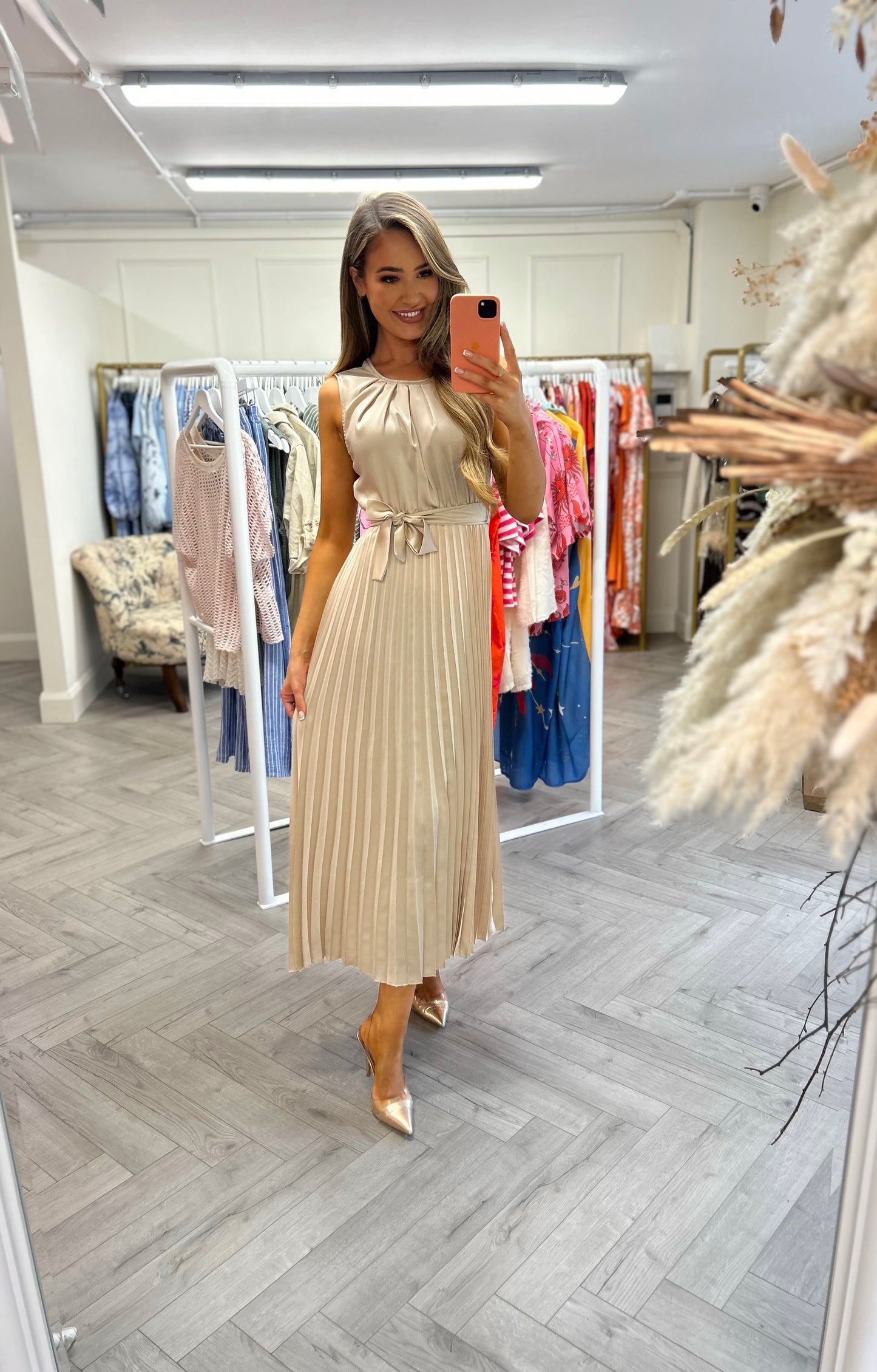 Alissa Dress Champagne