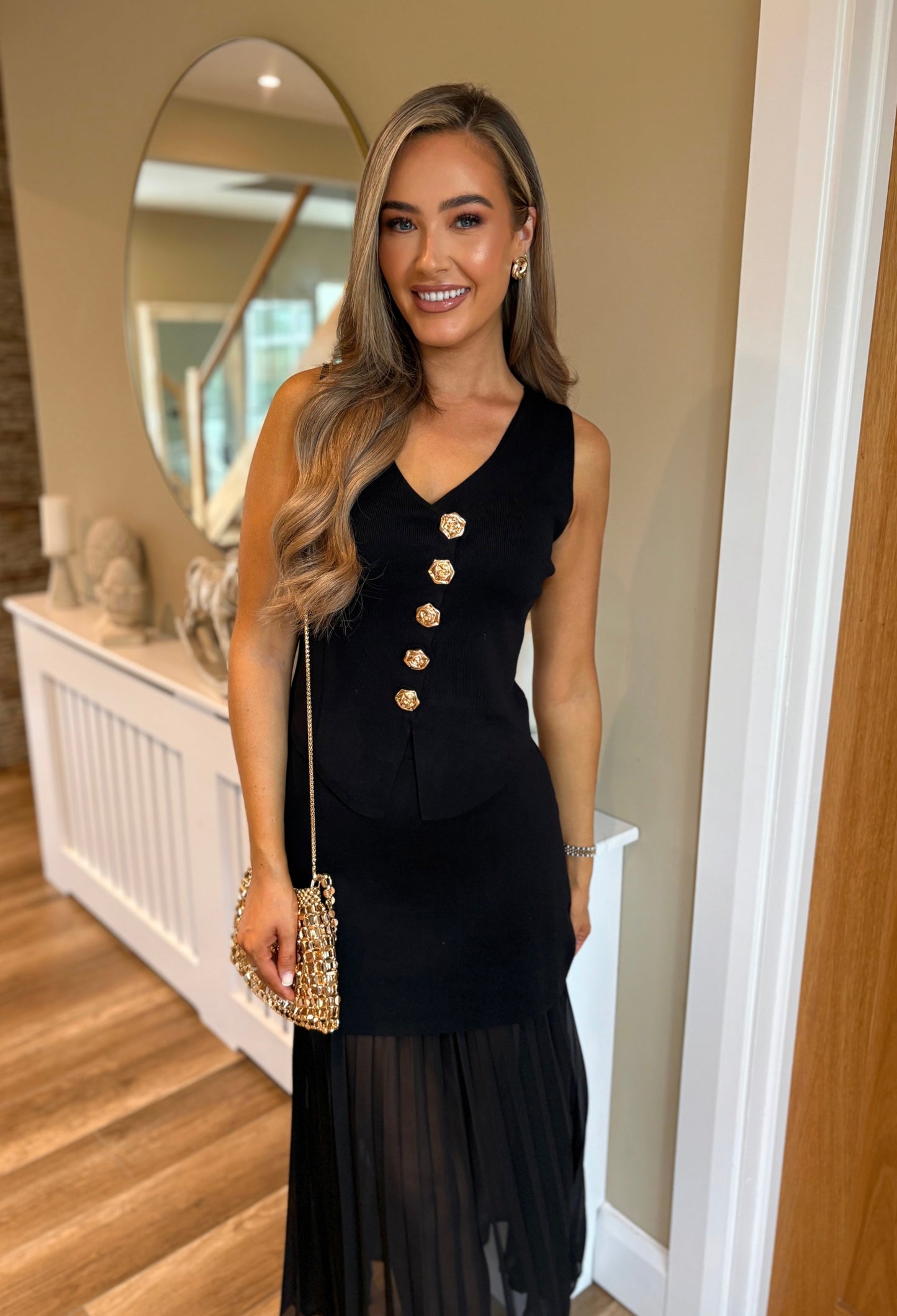 Avery Two Piece Black