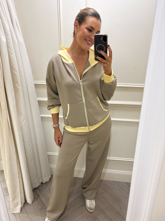 Hailey Two Piece Taupe