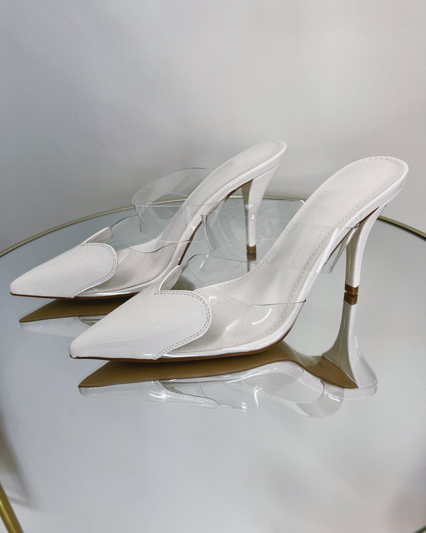 Freya Heels White